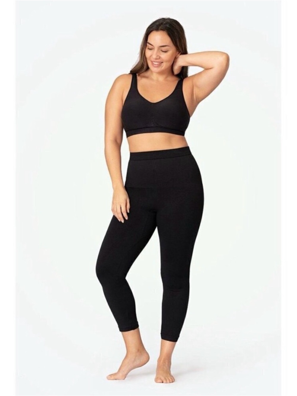 Empetua by Shapermint Daily Flaunt Mid Waist Shaping Capri in Black